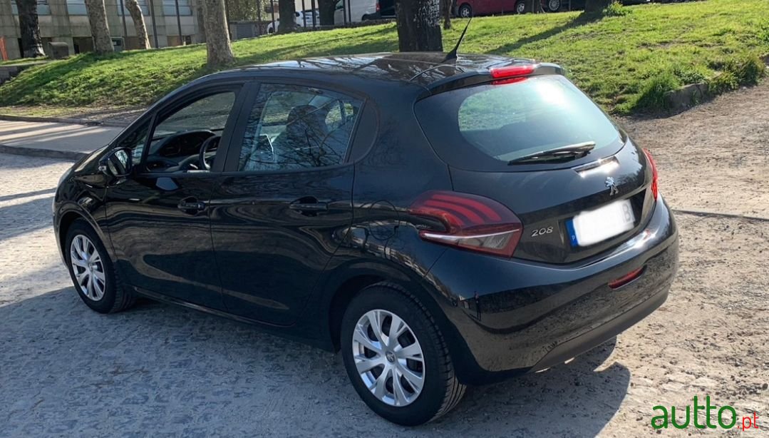 2015' Peugeot 208 photo #2