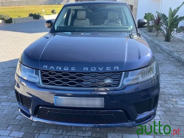 2019' Land Rover Range Rover Sport photo #2