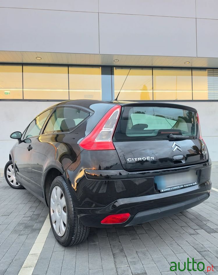 2009' Citroen C4 1.6 Hdi Vtr photo #4