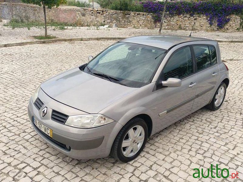 2003' Renault Megane 1.5 Dci photo #2