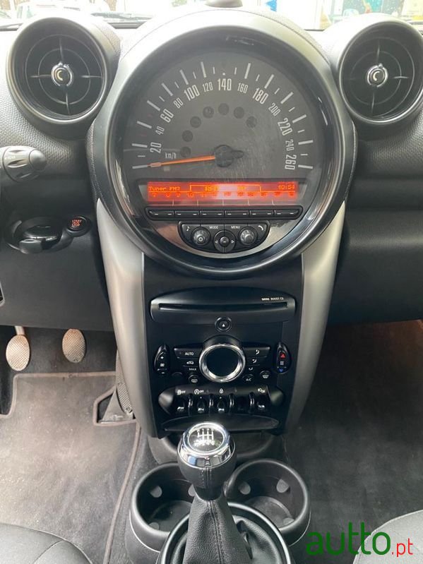 2014' MINI Countryman photo #4