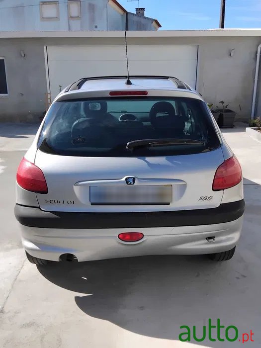 2003' Peugeot 206 photo #2