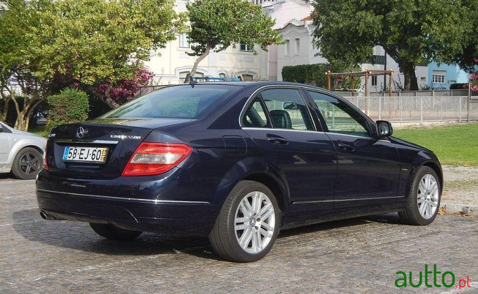 2007' Mercedes-Benz C-200 photo #4