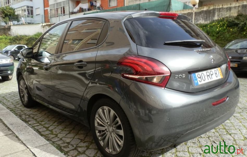 2016' Peugeot 208 photo #3