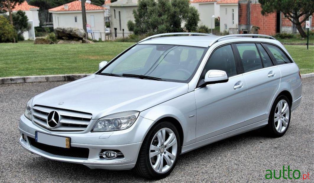 2008' Mercedes-Benz C-220 photo #2