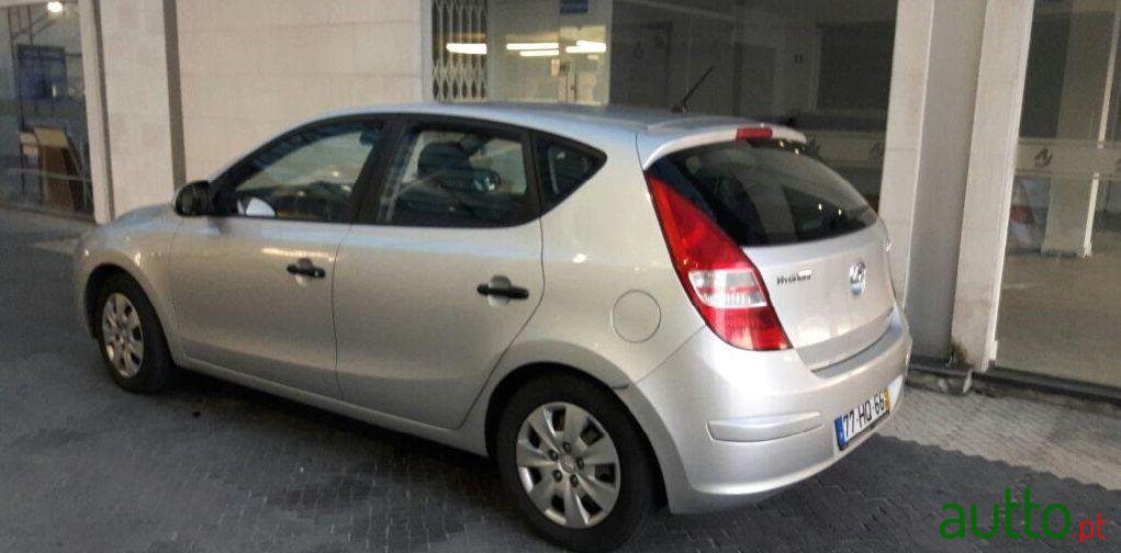 2009' Hyundai I30 photo #1