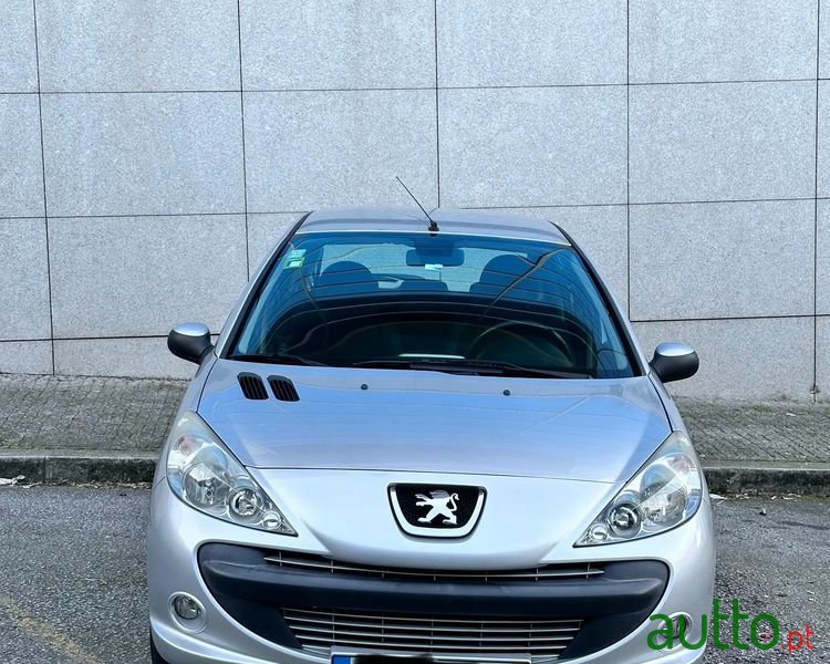 2011' Peugeot 206 1.1 Trendy photo #2