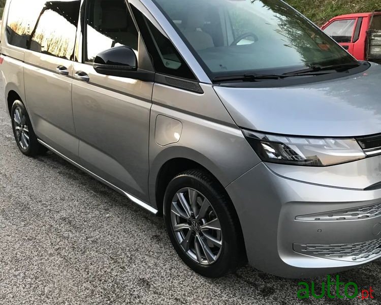 2022' Volkswagen Multivan photo #3