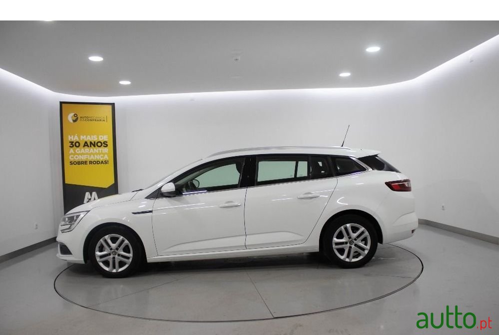 2019' Renault Megane Grand Coupe photo #4