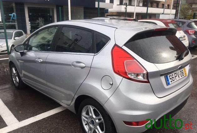 2015' Ford Fiesta 1.0 Ti-Vct Titanium photo #2