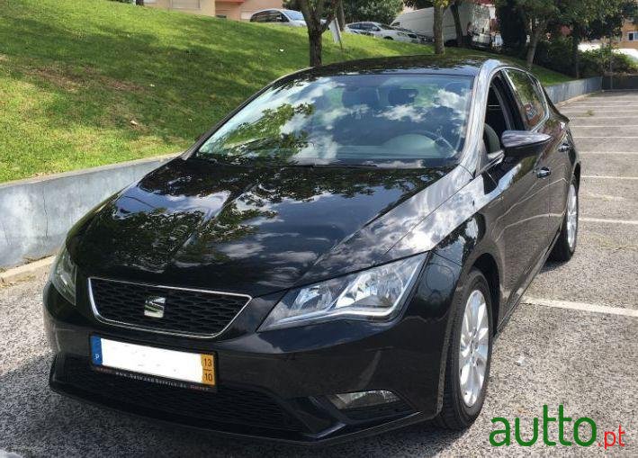 2013' SEAT Leon photo #4