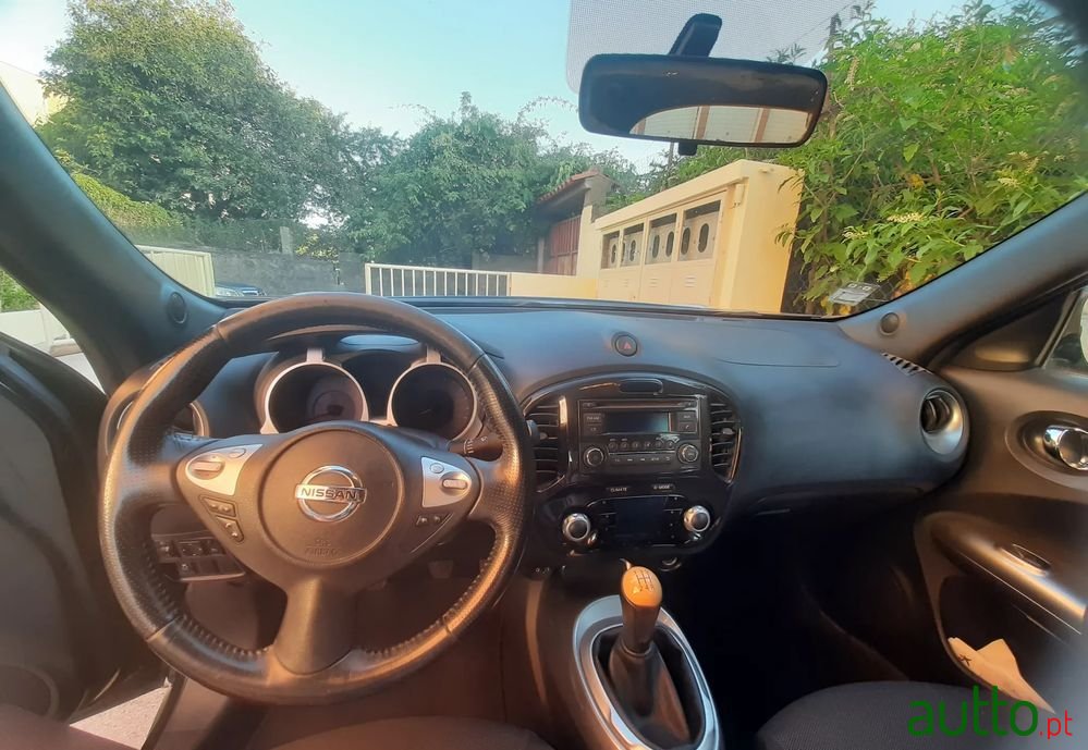 2011' Nissan Juke 1.6 Acenta photo #6