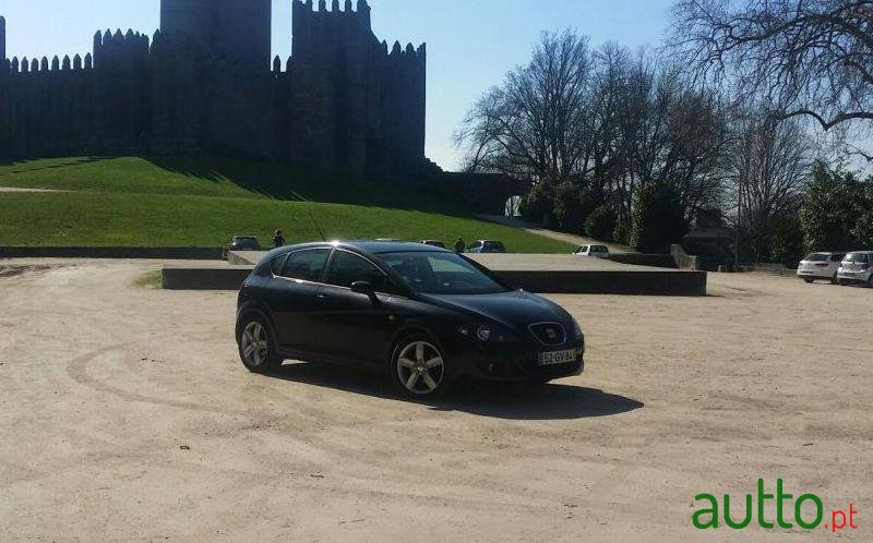 2008' SEAT Leon Sport Up photo #1