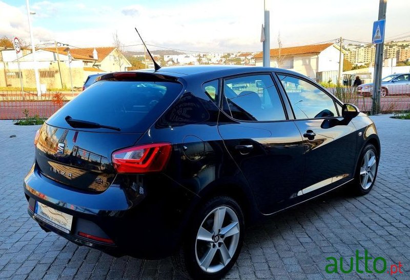 2015' SEAT Ibiza photo #6