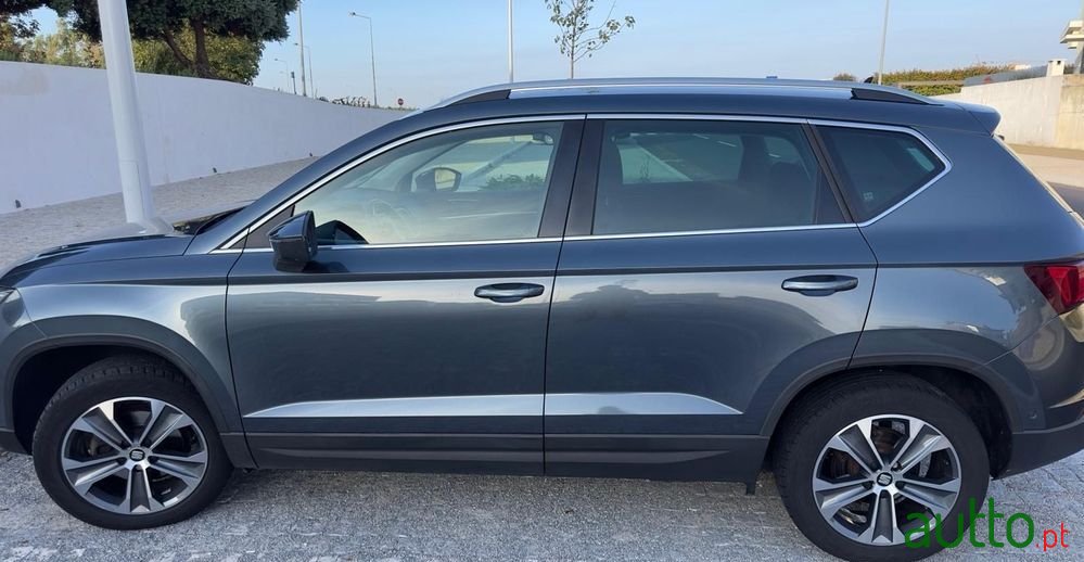 2018' SEAT Ateca 1.6 Tdi Style Dsg photo #5