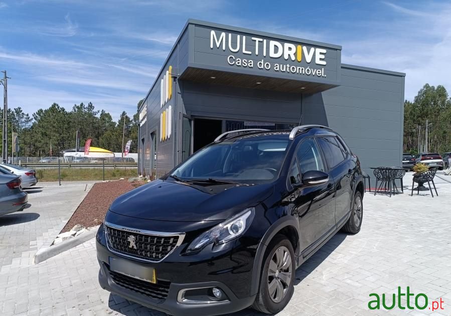 2019' Peugeot 2008 photo #1