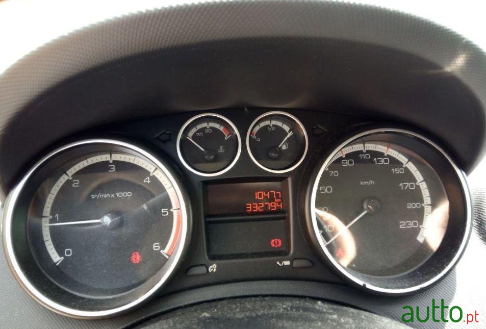 2010' Peugeot 308 Sw photo #3