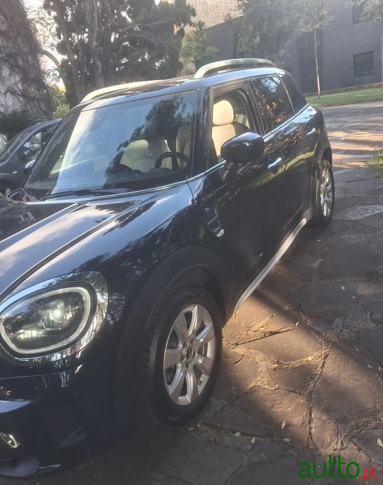 2022' MINI Countryman Cooper Auto photo #6