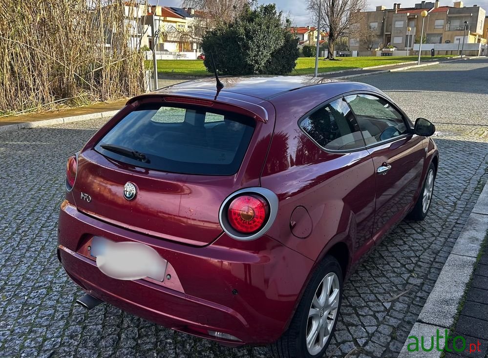 2012' Alfa Romeo MiTo 1.3 Jtdm photo #3