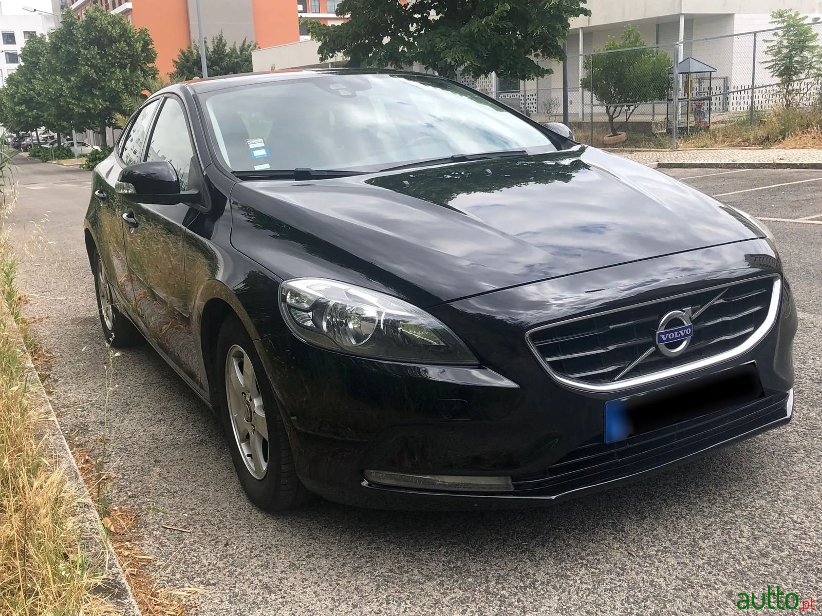 2015' Volvo V40 photo #6