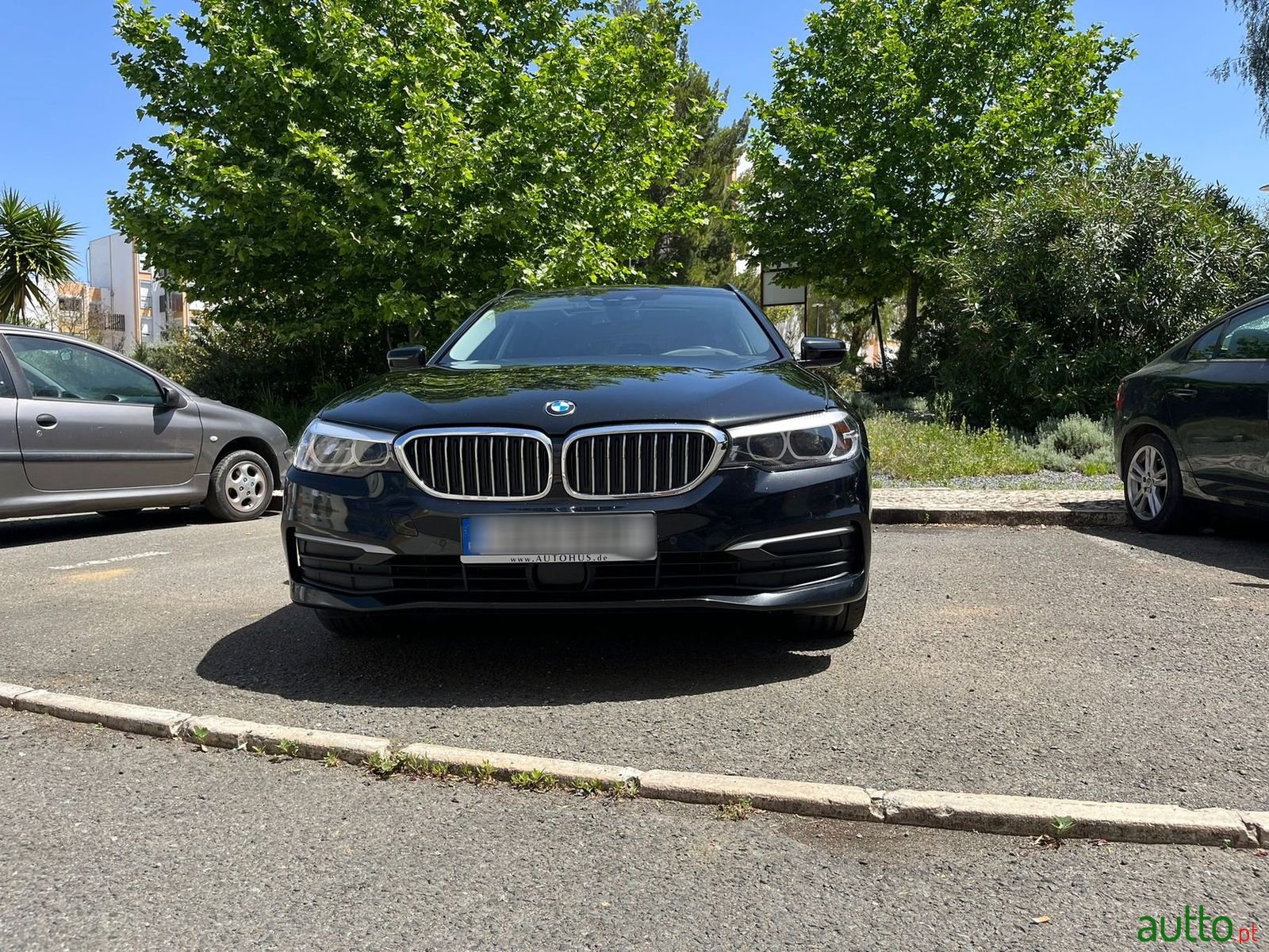 2017' BMW 520 photo #1