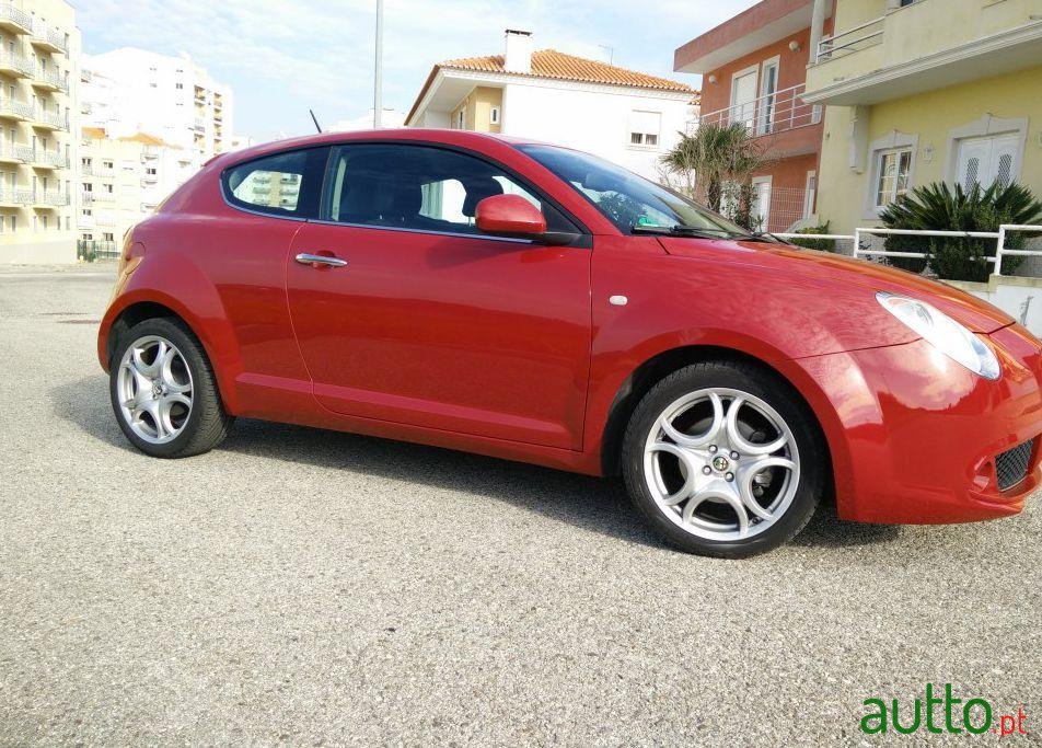 2009' Alfa Romeo MiTo 1.3 Jtd photo #1