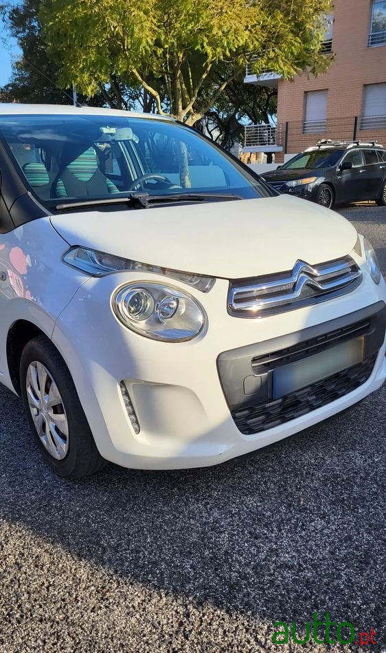 2018' Citroen C1 1.0 Vti Feel photo #3