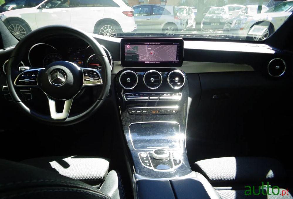 2020' Mercedes-Benz C 300 D Avantgarde photo #1