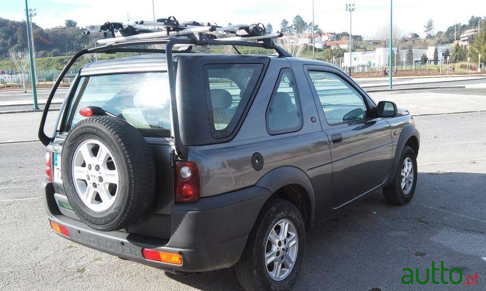 2009' BMW Freelander 2.0 Td4 photo #1