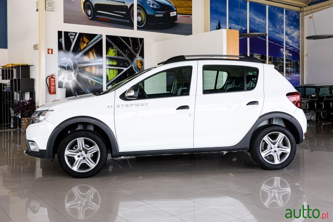 2019' Dacia Sandero photo #3