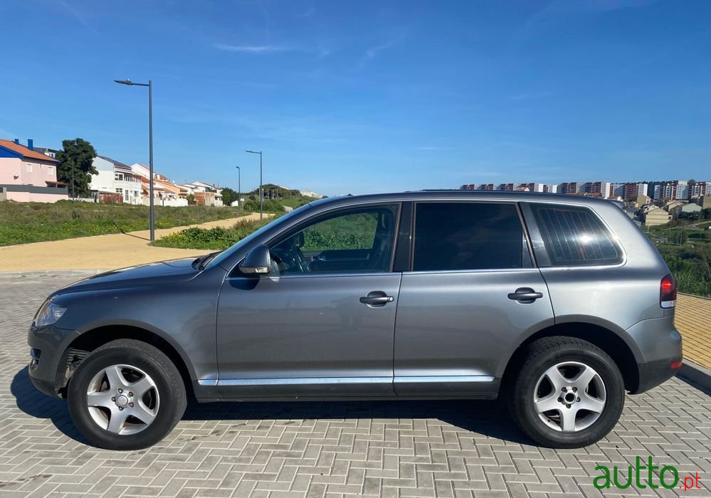 2006' Volkswagen Touareg photo #6