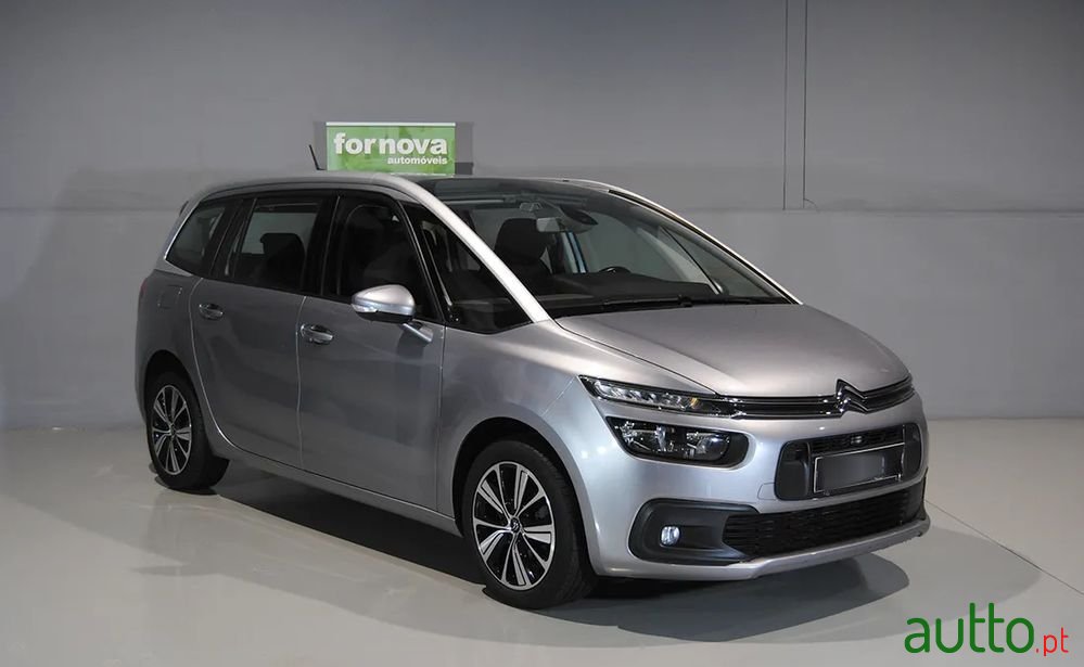 2018' Citroen C4 SpaceTourer photo #3