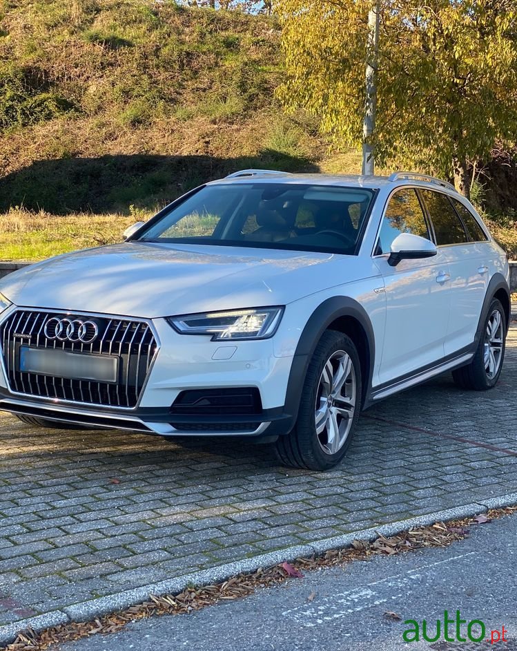 2017' Audi A4 Allroad photo #5