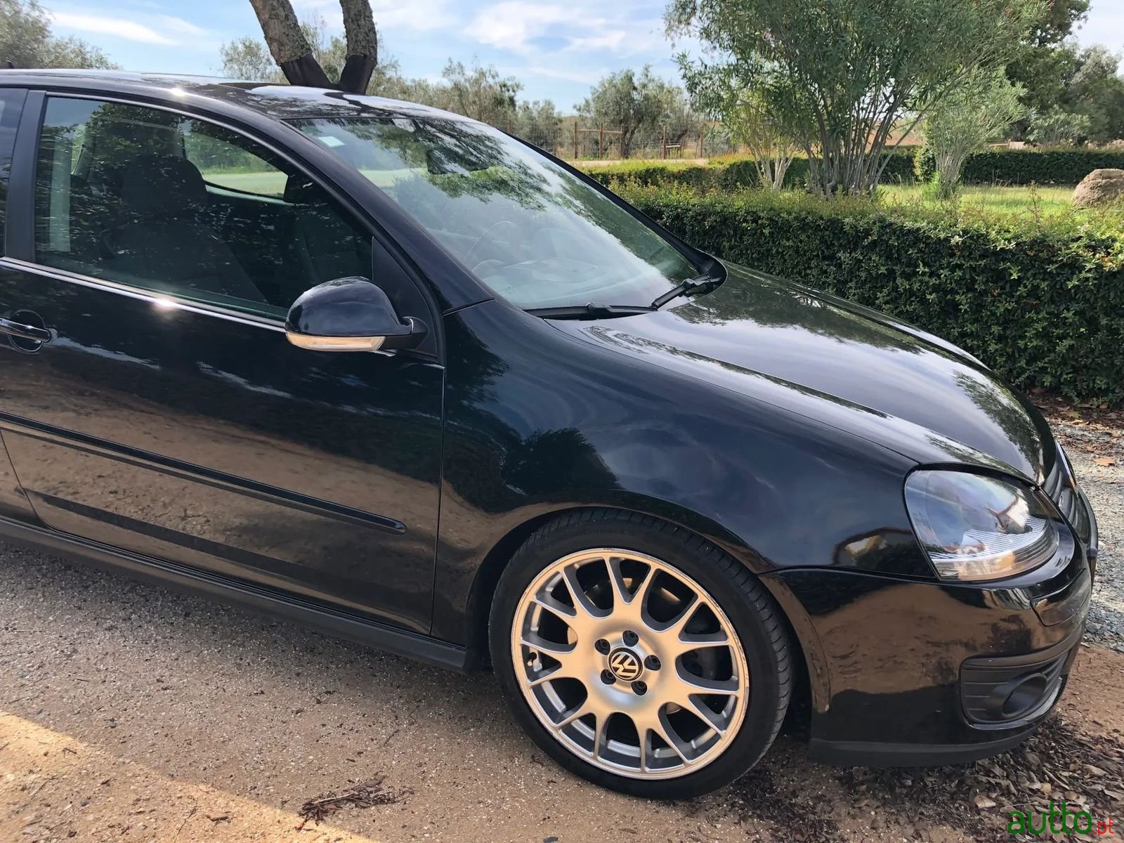 2007' Volkswagen Golf photo #6