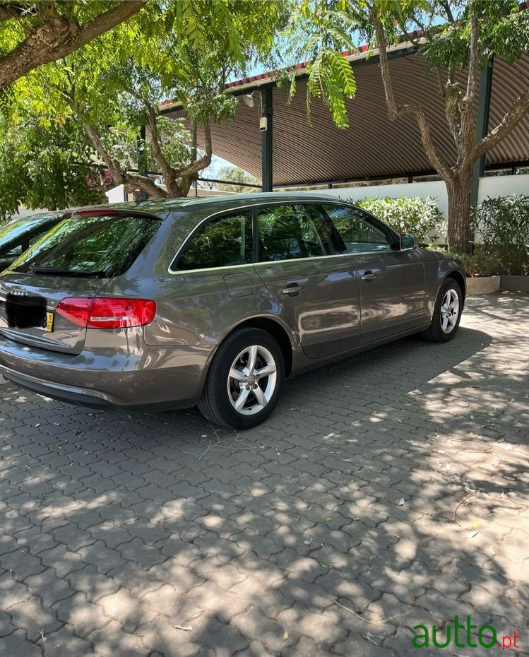 2015' Audi A4 Avant photo #4