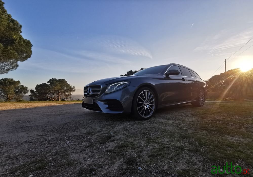 2017' Mercedes-Benz E 220 photo #5