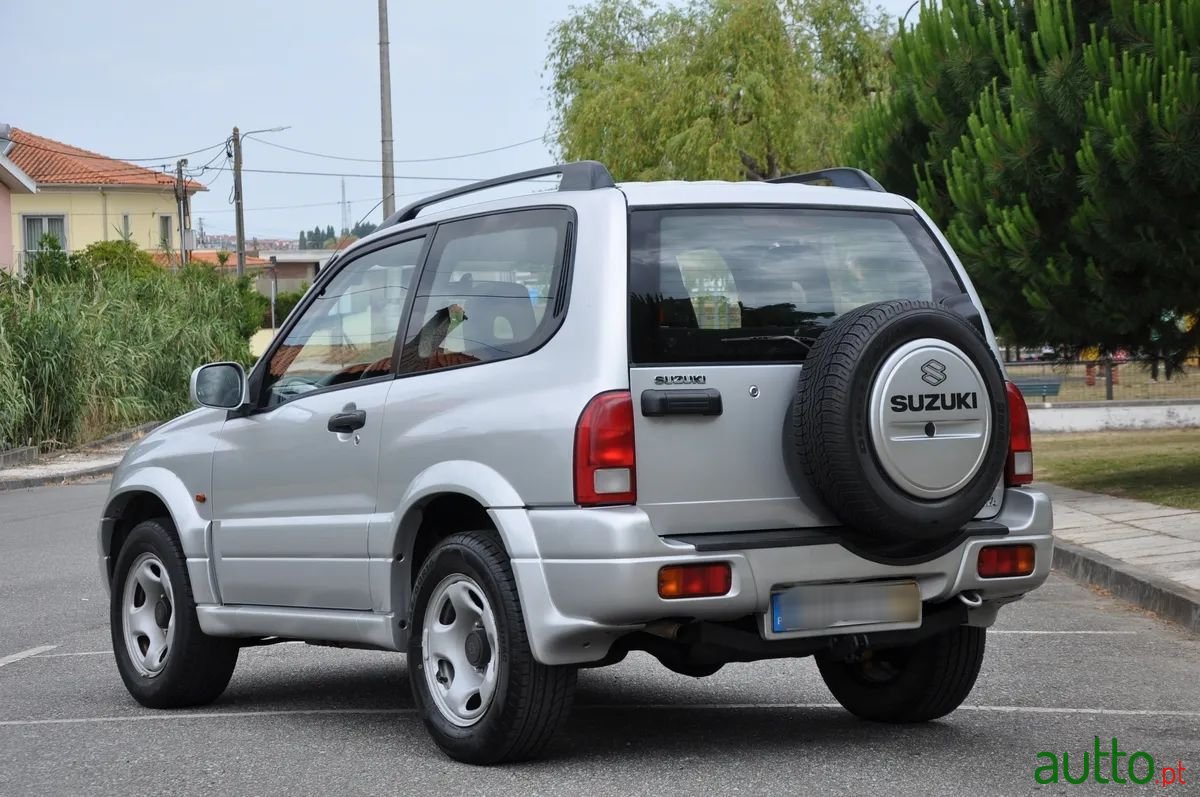 2004' Suzuki Grand Vitara photo #4
