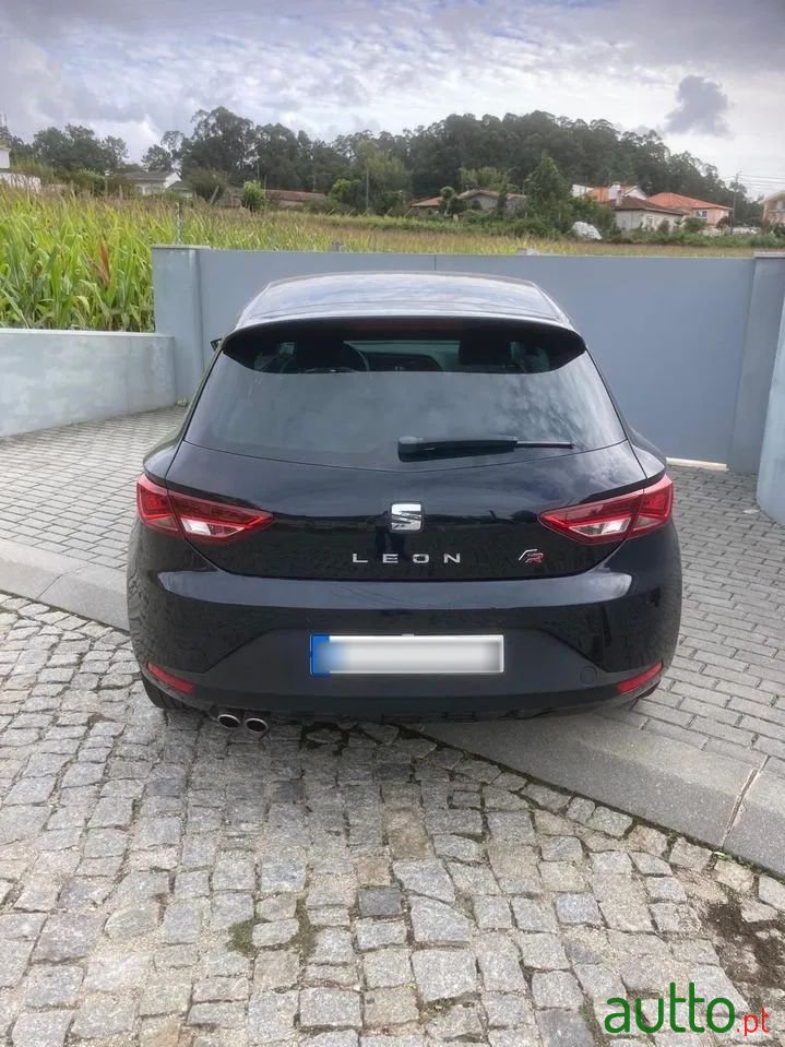 2014' SEAT Leon photo #4