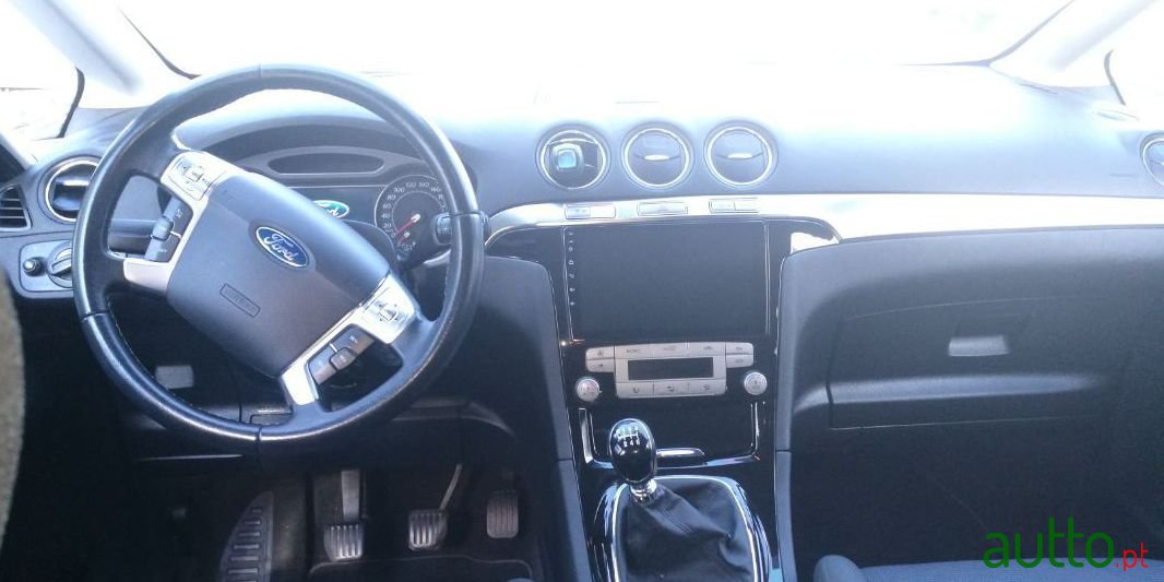 2009' Ford S-Max Titanium photo #4