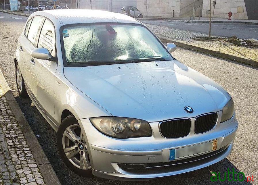 2007' BMW 118 D, 143Cv photo #2