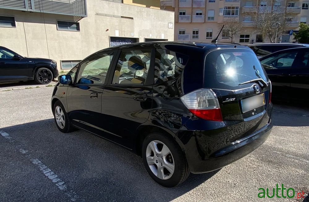 2010' Honda Jazz photo #3
