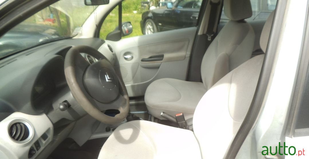 2007' Citroen C3 photo #3