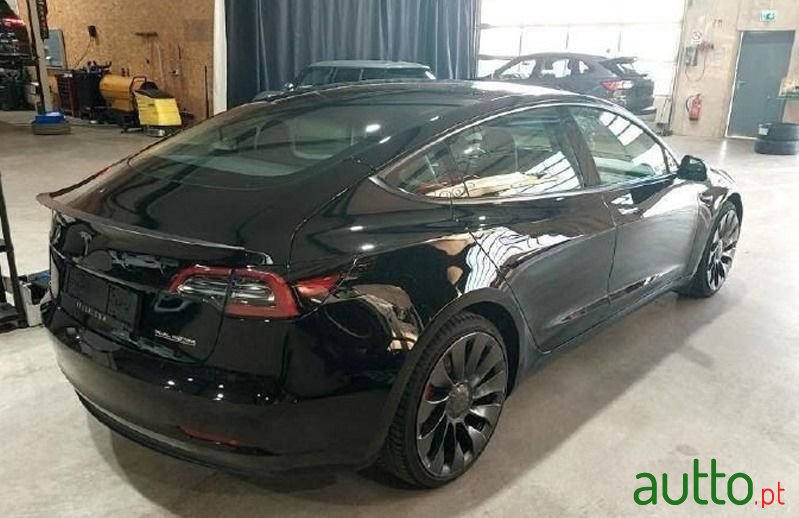 2022' Tesla Model 3 photo #3