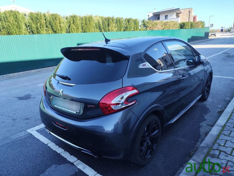 2013' Peugeot 208 1.6 Thp Gti photo #1