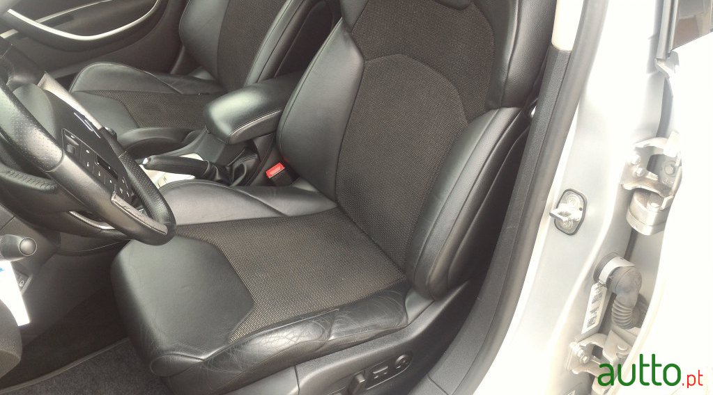 2008' Citroen C5 Tourer 1.6 HDi VTR+ photo #2