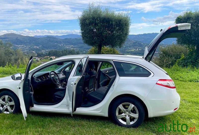 2015' Peugeot 508 Sw photo #5