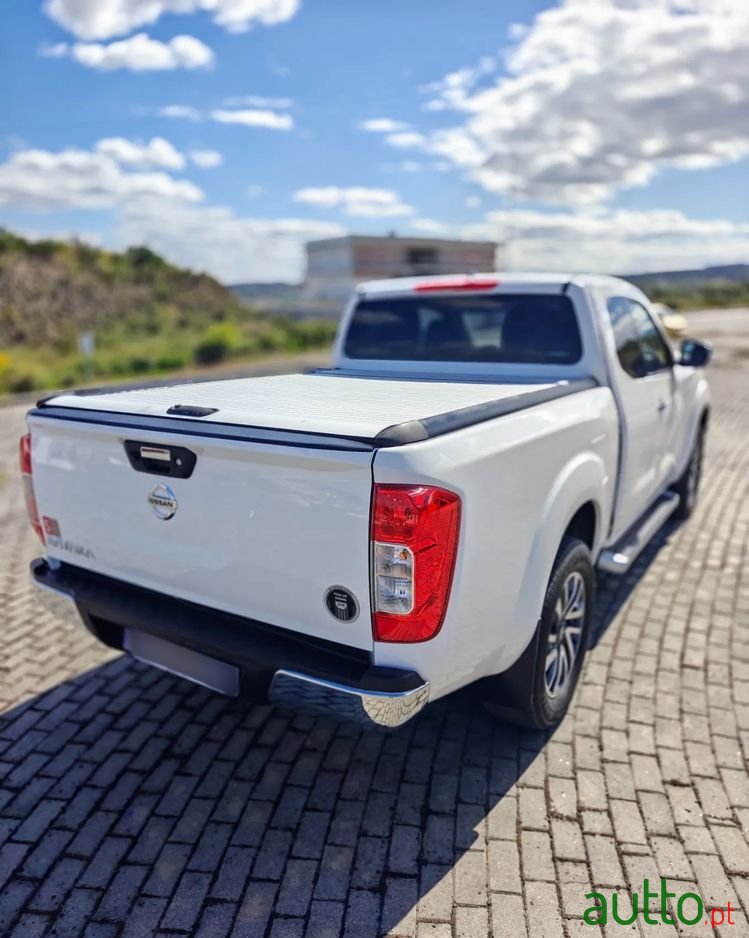 2017' Nissan Navara photo #2