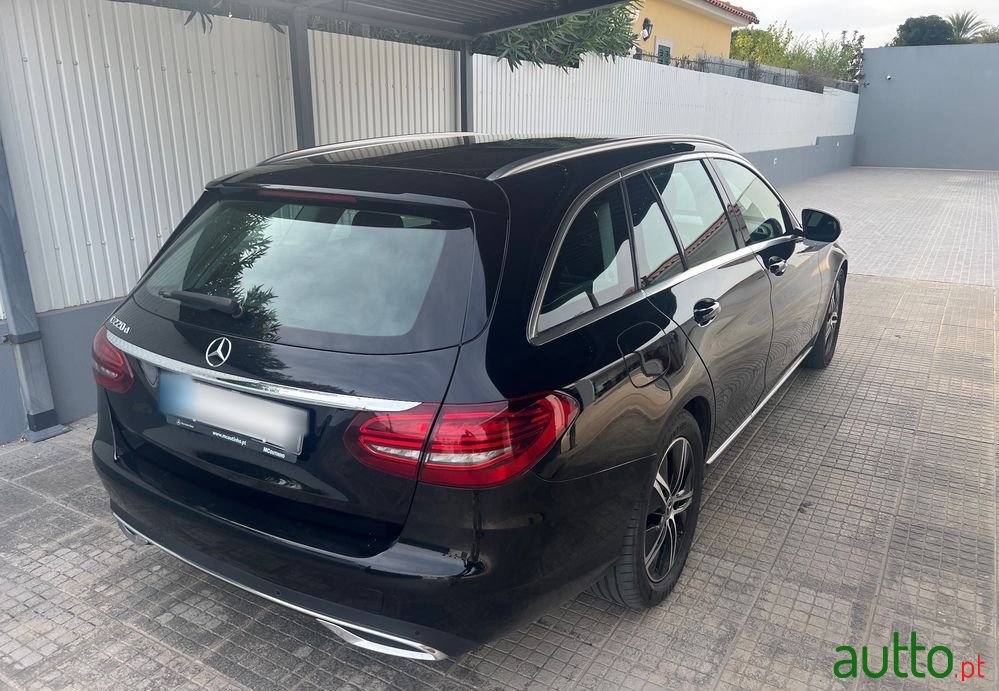 2020' Mercedes-Benz Classe C photo #5