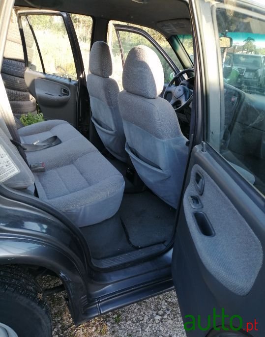 2000' Kia Sportage photo #4