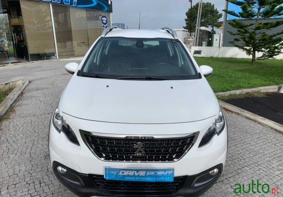 2017' Peugeot 2008 photo #3